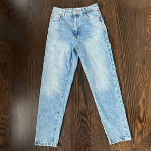 Size 4 Zara Straight Leg High Rise Jeans
